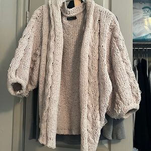 Oversized chunky tan cardigan
